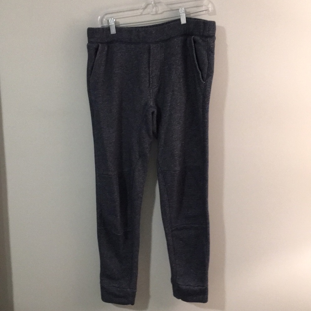 Men’s sweatpant joggers